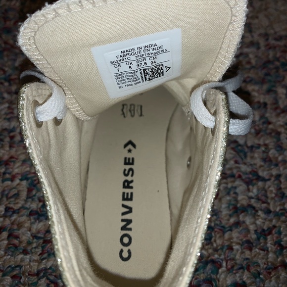 Converse - Picture 3 of 3